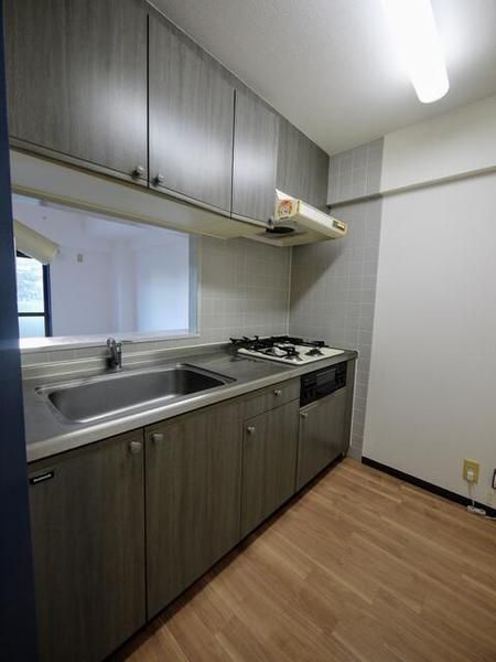 ��ʌ��������܎s��{��㏬���̃}���V�����̃L�b�`��