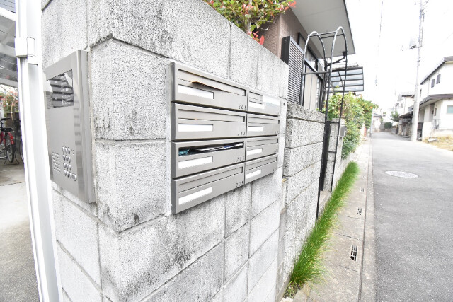 ��ʌ��������܎s�k����i���Q���ڂ̃A�p�[�g�̂��̑�