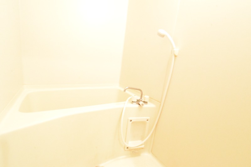 ��ʌ��z�J�s�����̃A�p�[�g�̃o�X