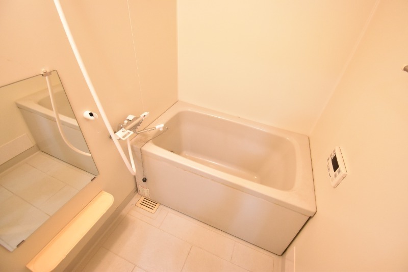 ��ʌ�����s�˒˓��P���ڂ̃}���V�����̃o�X