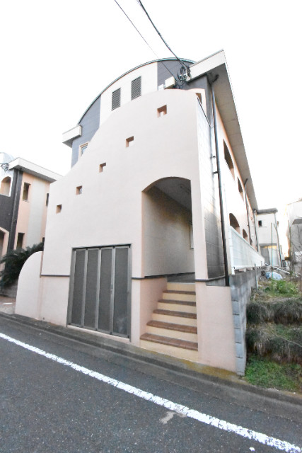 ��ʌ��������܎s�΋擌�Y�a�U���ڂ̃A�p�[�g�̌����O��