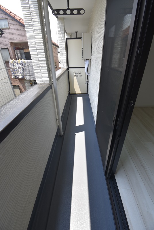 ��ʌ��������܎s��������S���ڂ̃A�p�[�g�̃o���R�j�[