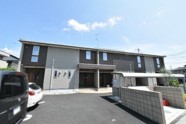 ��ʌ��z�J�s�{�{���Q���ڂ̃A�p�[�g�̌����O��