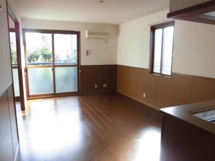 ��ʌ��������܎s�k��g�쒬�P���ڂ̃A�p�[�g�̋��ԁE���r���O