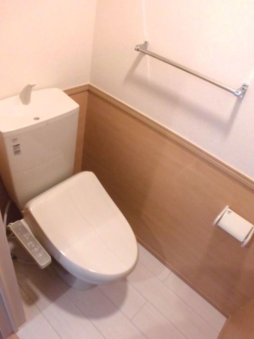 ��ʌ������s�ٓV�P���ڂ̃A�p�[�g�̃g�C��