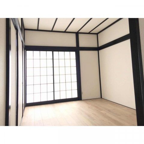 ��ʌ��k�����S�ɓޒ��h�U���ڂ̃A�p�[�g�̂��̑�