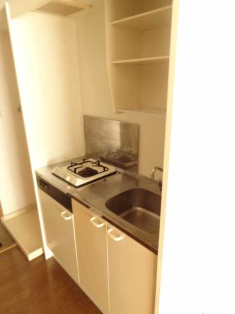 ��ʌ��������܎s��{���咬�R���ڂ̃A�p�[�g�̃L�b�`��