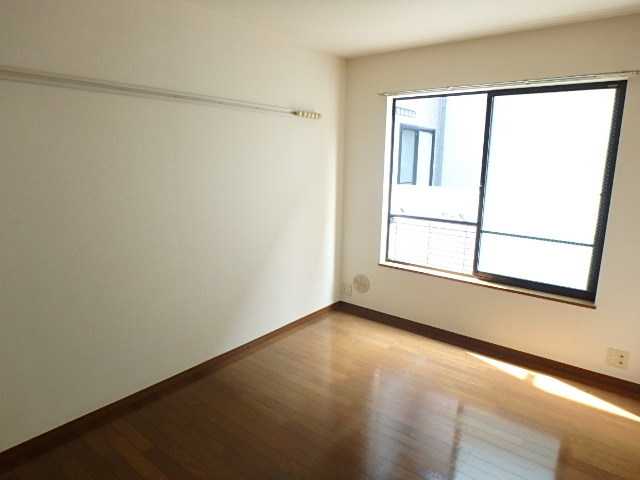 ��ʌ��������܎s��{���咬�R���ڂ̃A�p�[�g�̂��̑������E�X�y�[�X