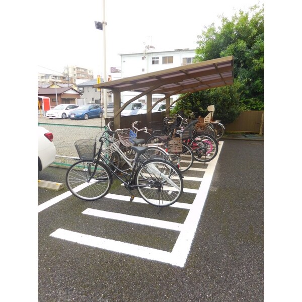 ��ʌ��������܎s��{��㏬���̃A�p�[�g�̂��̑�