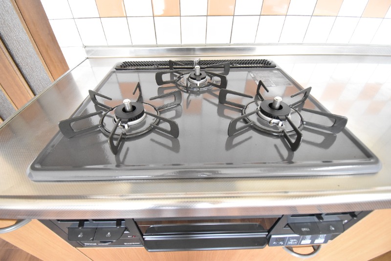 ��ʌ�����s�����P���ڂ̃A�p�[�g�̃L�b�`��