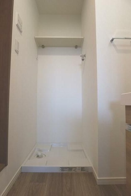 ��ʌ��������܎s�����擌��{�Q���ڂ̃A�p�[�g�̂��̑��ݔ�