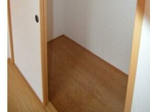 ��ʌ��������܎s������t���R���ڂ̃A�p�[�g�̎��[