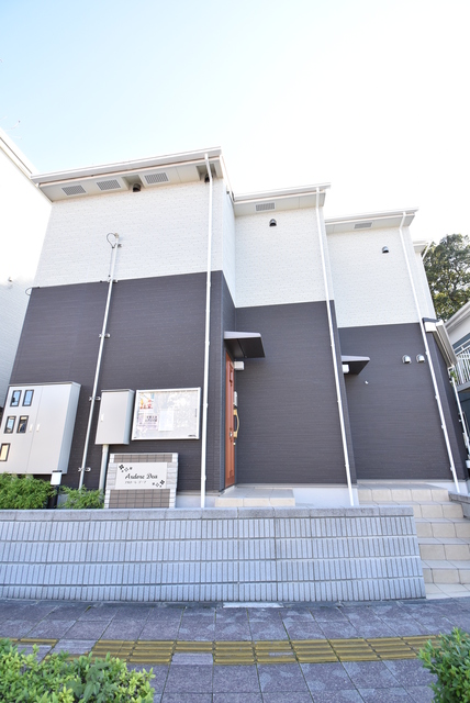 ��ʌ��������܎s�k����i���R���ڂ̃A�p�[�g�̃G���g�����X