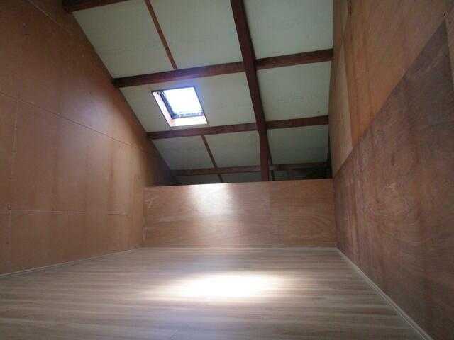 ��ʌ�����s�����Q���ڂ̃A�p�[�g�̂��̑������E�X�y�[�X