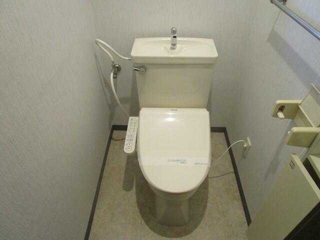 ��ʌ�����s�����Q���ڂ̃A�p�[�g�̃g�C��