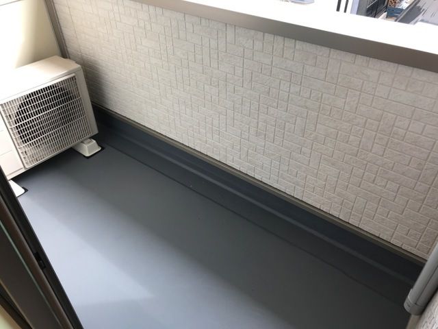 ��ʌ��������܎s������厚�V��̃A�p�[�g�̃o���R�j�[