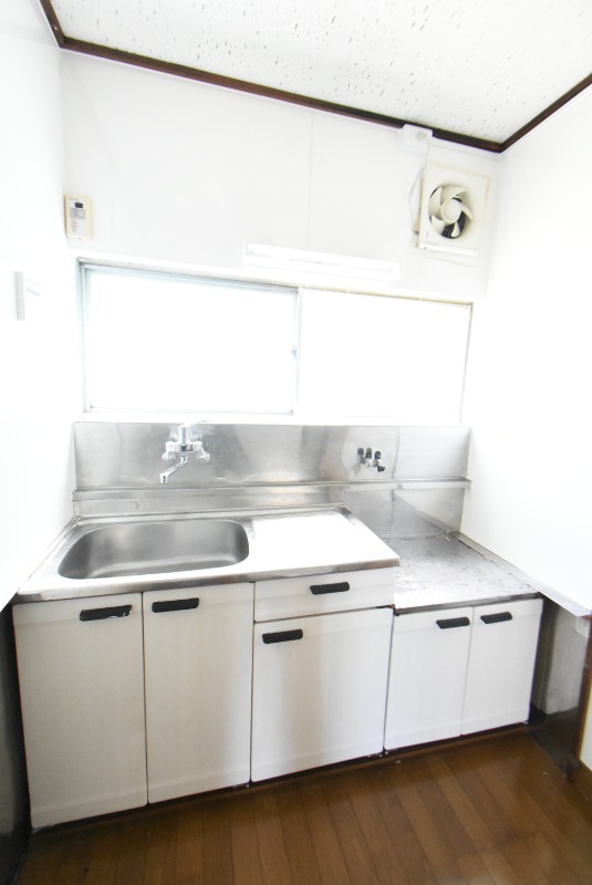 ��ʌ��������܎s��΋�厚��΂̈�ˌ��ẴL�b�`��