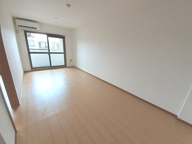 ��ʌ�����s�厚���s�k�J�̃}���V�����̋��ԁE���r���O