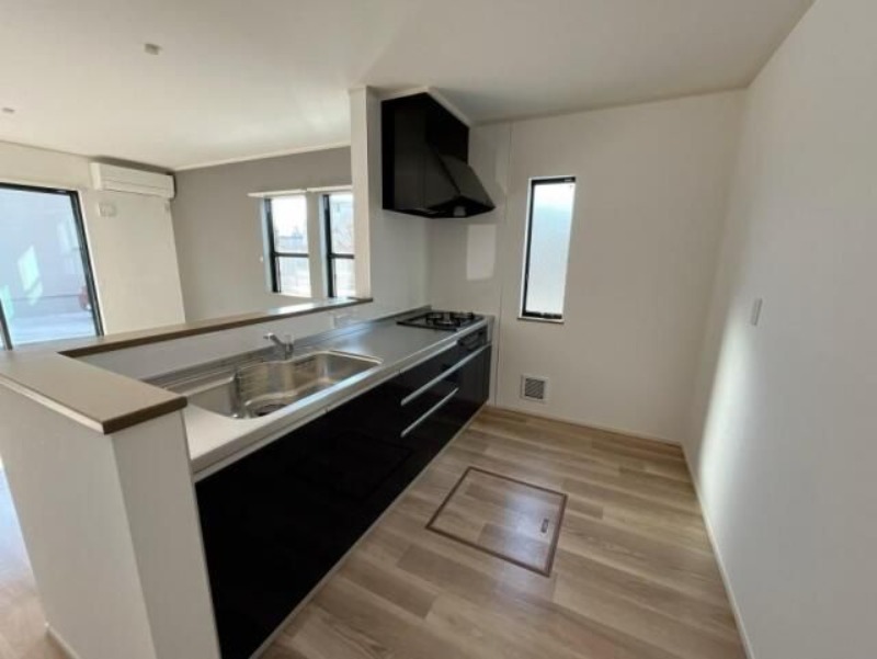 ��ʌ��������܎s�΋�厚�O���̈�ˌ��ẴL�b�`��