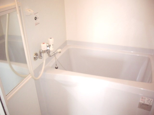 ��ʌ�����s���ȂP���ڂ̃}���V�����̃o�X