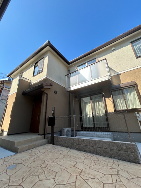 ��ʌ��������܎s����厚�w��̃e���X�n�E�X�̌����O��