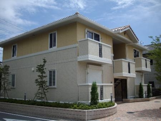 ��ʌ��������܎s�k��{�����̃A�p�[�g�̌����O��