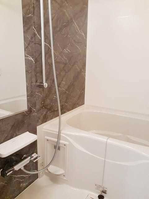 ��ʌ��������܎s�����擇���̃A�p�[�g�̃o�X