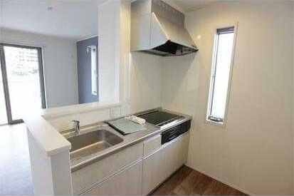 ��ʌ��������܎s���撆���R���ڂ̈�ˌ��ẴL�b�`��