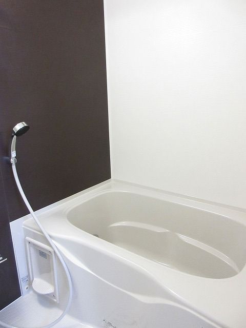 ��ʌ��������܎s��΋�������P���ڂ̃A�p�[�g�̃o�X