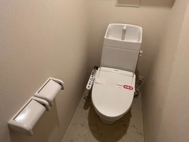 ��ʌ�����s�씵���J�Q���ڂ̃A�p�[�g�̃g�C��