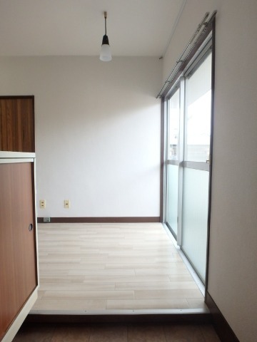 ��ʌ��������܎s�k����i���Q���ڂ̃}���V�����̌���