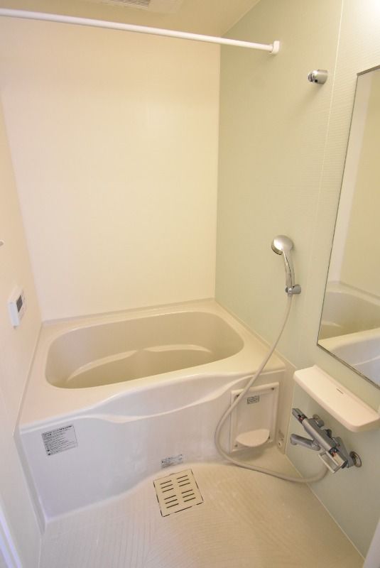 ��ʌ��������܎s��{��O���P���ڂ̃A�p�[�g�̃o�X