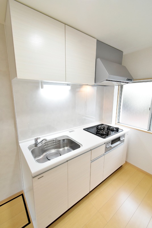 ��ʌ��������܎s��{��g�~���R���ڂ̃}���V�����̃L�b�`��