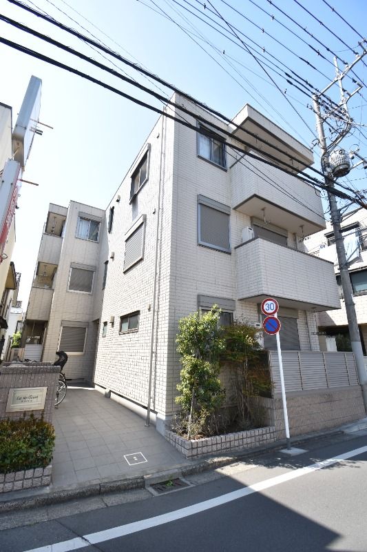 ��ʌ��������܎s��{��{���R����43-6�̃}���V�����̌����O��