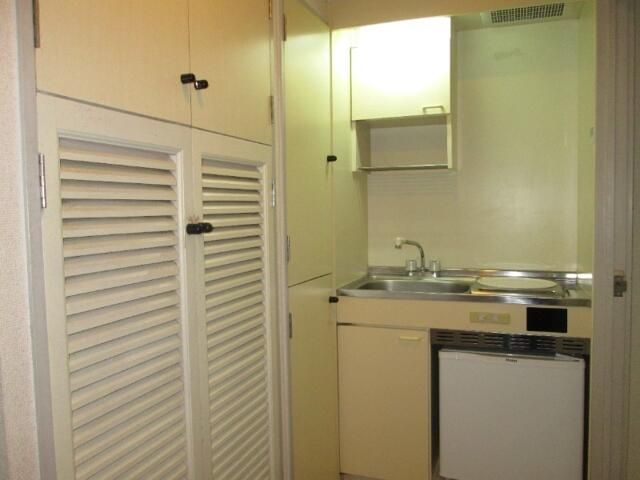 ��ʌ�����s������P���ڂ̃}���V�����̃L�b�`��