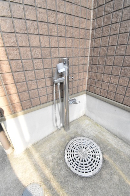 ��ʌ��������܎s��{��听���Q���ڂ̃A�p�[�g�̂��̑�