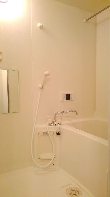 ��ʌ��@�c�s���S���ڂ̃A�p�[�g�̃o�X