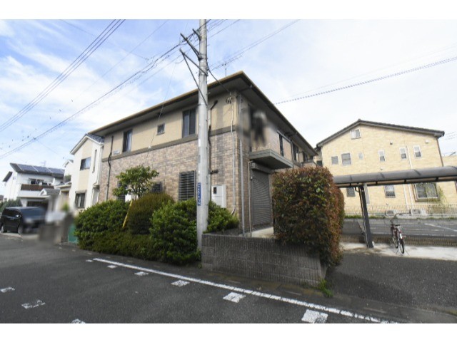 ��ʌ�����s����T���ڂ̃A�p�[�g�̌����O��