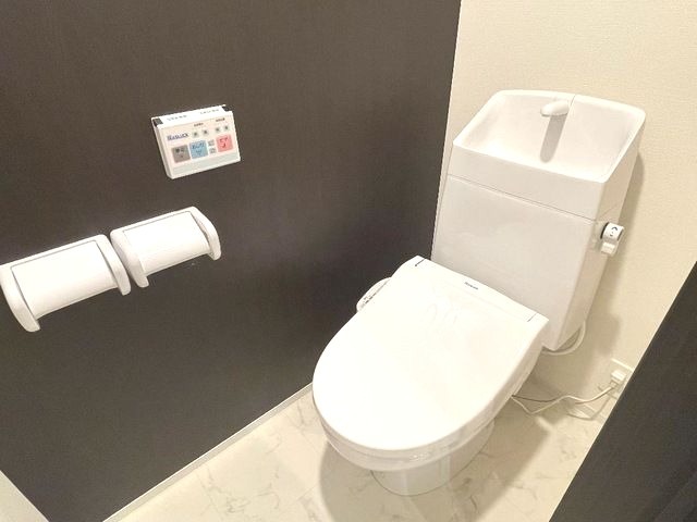 ��ʌ��������܎s��΋���q�S���ڂ̃A�p�[�g�̃g�C��