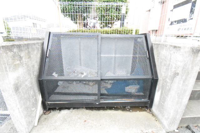 ��ʌ��@�c�s���S���ڂ̃A�p�[�g�̂��̑�