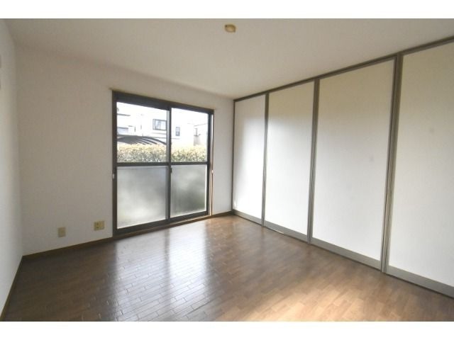 ��ʌ�����s����T���ڂ̃A�p�[�g�̂��̑�