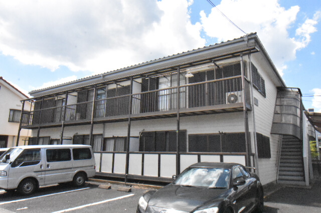 ��ʌ��������܎s��΋�钬�Q���ڂ̃A�p�[�g�̌����O��