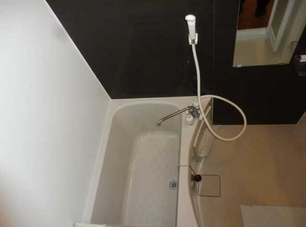 ��ʌ��������܎s������厚�@���̃A�p�[�g�̃o�X