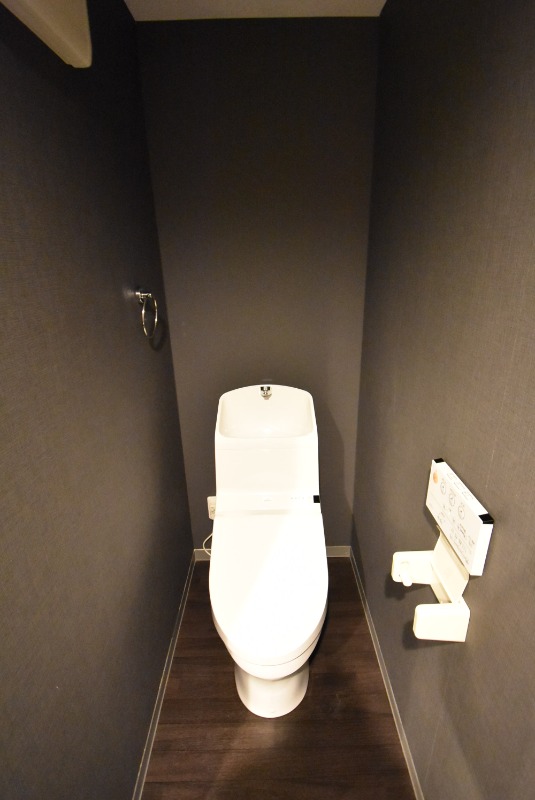 ��ʌ��������܎s�k����i���Q���ڂ̃A�p�[�g�̃g�C��