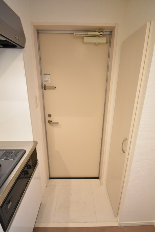 ��ʌ��������܎s�k����i���Q���ڂ̃A�p�[�g�̌���