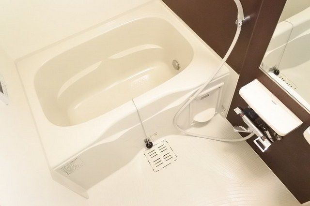 ��ʌ�����s�핽�Q���ڂ̃}���V�����̃o�X