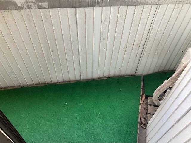 ��ʌ��������܎s�Y�a��̉ƂU���ڂ̃A�p�[�g�̃o���R�j�[