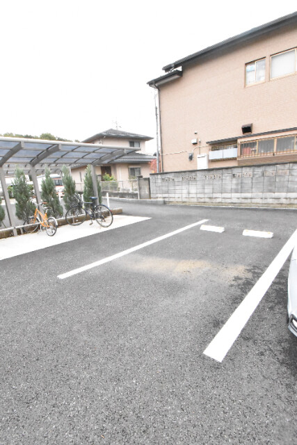 ��ʌ��������܎s������厚���V��̃A�p�[�g�̌����O��