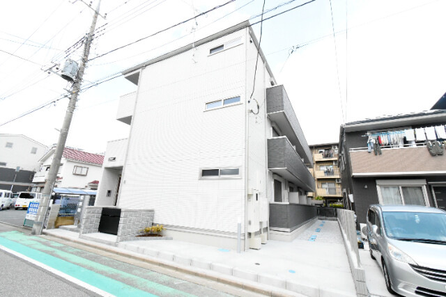 ��ʌ��������܎s��{���Ԓ��Q���ڂ̃A�p�[�g�̌����O��