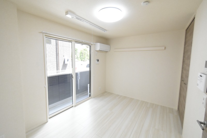 ��ʌ��������܎s��{���Ԓ��Q���ڂ̃A�p�[�g�̋��ԁE���r���O